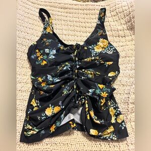 Floral Black Ruched tankini top. Medium